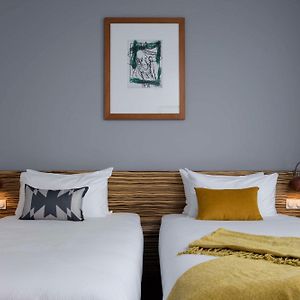 Kamer "Art" met Twee Aparte Bedden